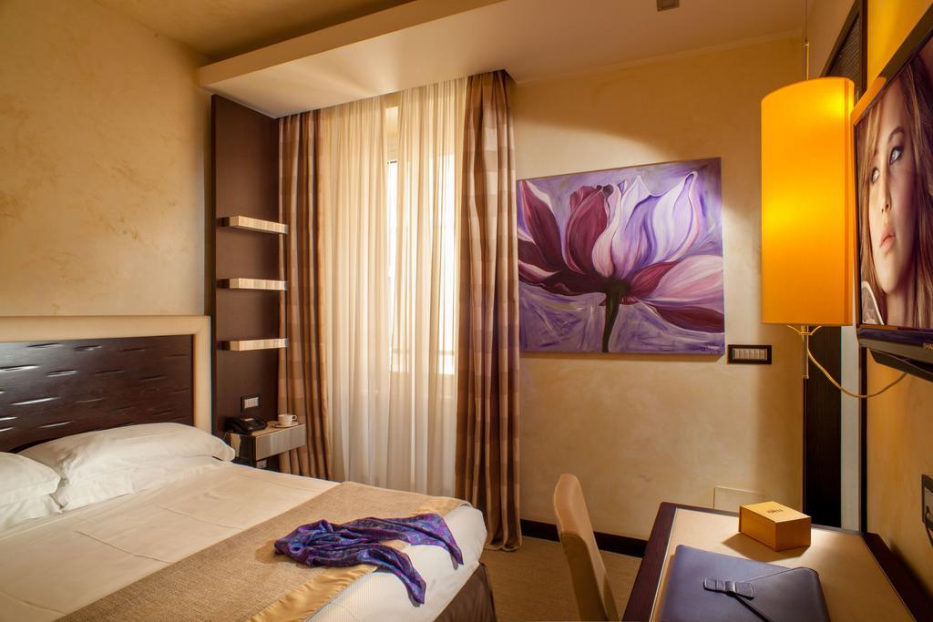 Pensión Les Fleurs Luxury House 3*